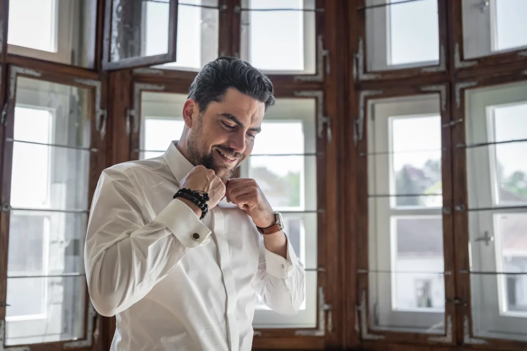 Getting Ready, Hochzeitsvorbereitung fotografieren, fotografische Begleitung Getting Ready Bräutigam