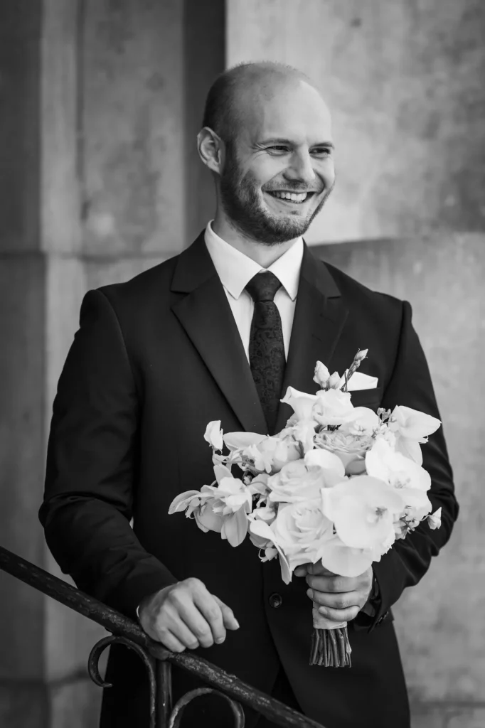 Sehr schönes schwarz weiß Bild nach Hochzeit im Rathaus Passau, heiraten in Passau