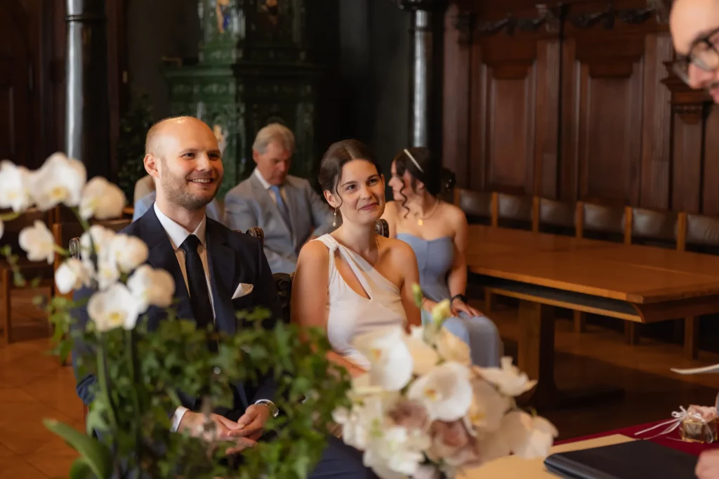 Wunderschöner historischer Saal im Standesamt Passau, Hochzeit, Hochzeitsfotografie