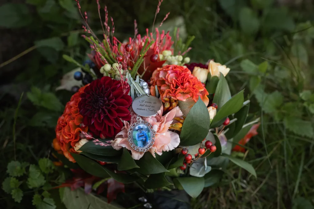 Sehr schönes Foto von Brautstrauß bei Hochzeitsfotoshooting am Lindenkeller, Detailfoto