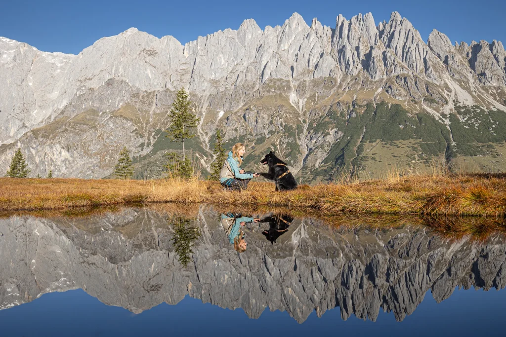 Sonnenaufgangswanderung auf den Hochkeil zum Spiegelsee mit Fotoshooting von Mensch und Hund