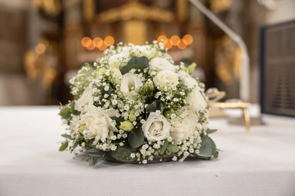 Wunderschöner Hochzeitsstrauße. einzigartiges Detailbild bei Hochzeit in Neukirchen vorm Wald