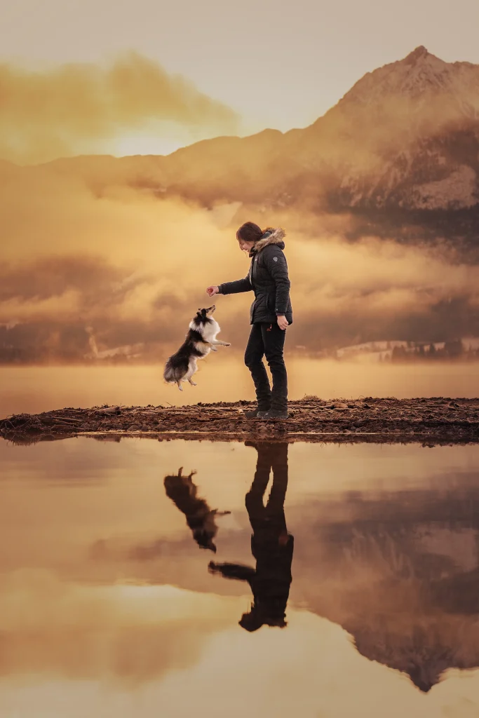 Fotoshooting mit Mensch und Hund am See